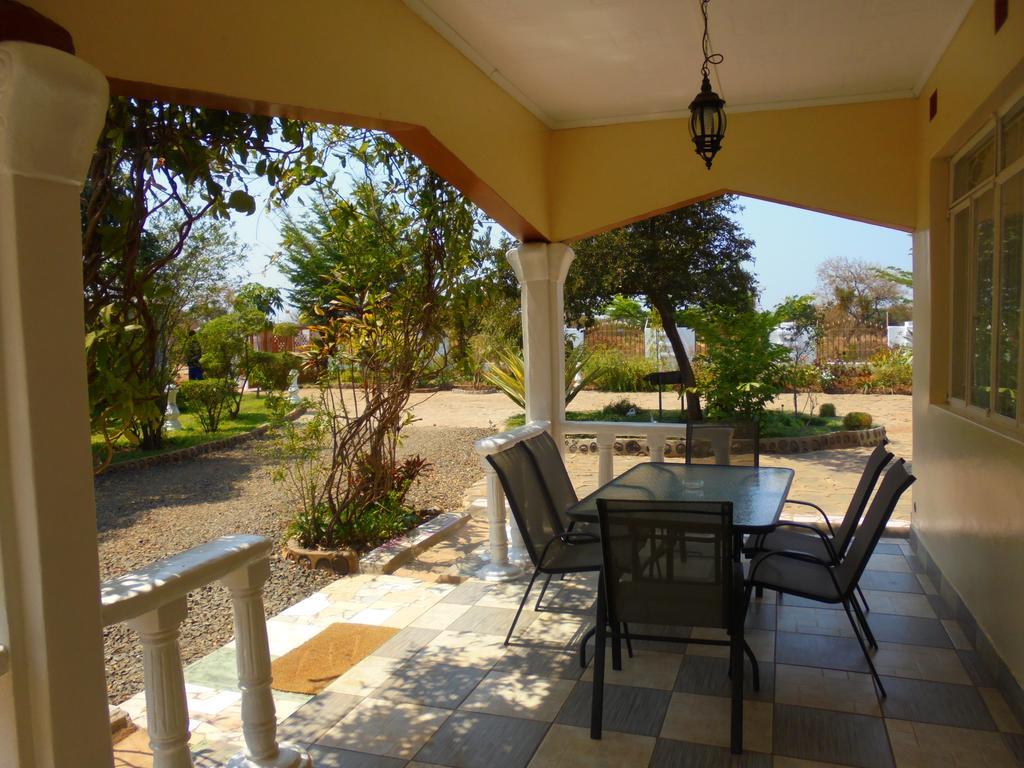 White Rose Lodge Λίβινγκστον Εξωτερικό φωτογραφία